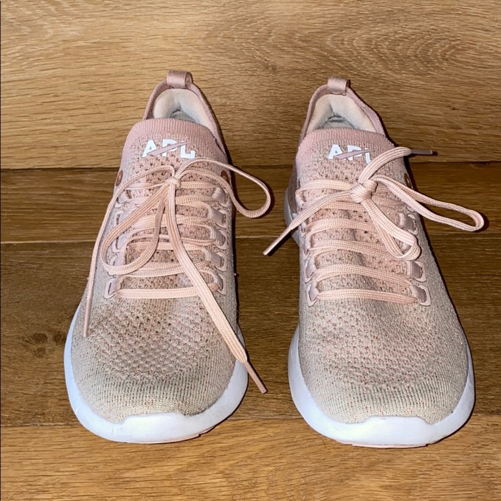 APL Techloom Breeze Running Shoes